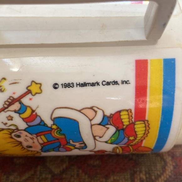 Vintage 1983 Rainbow 🌈 Brite cup - Picture 3 of 8